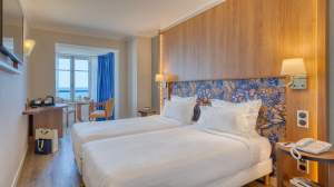 → Best Western Hôtel Alexandra · Hotel 4 estrellas Saint-Malo · Habitación